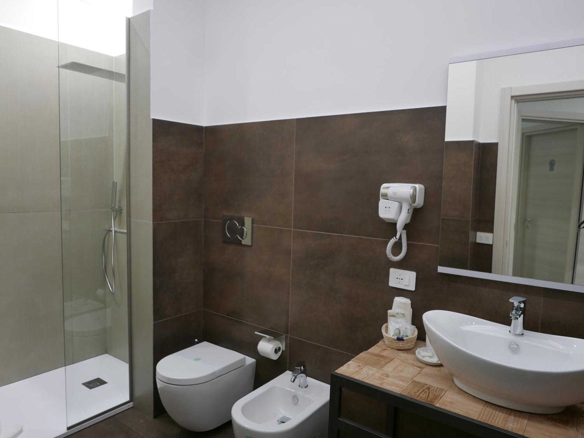 Re Lazzarone Suite Naples Luaran gambar
