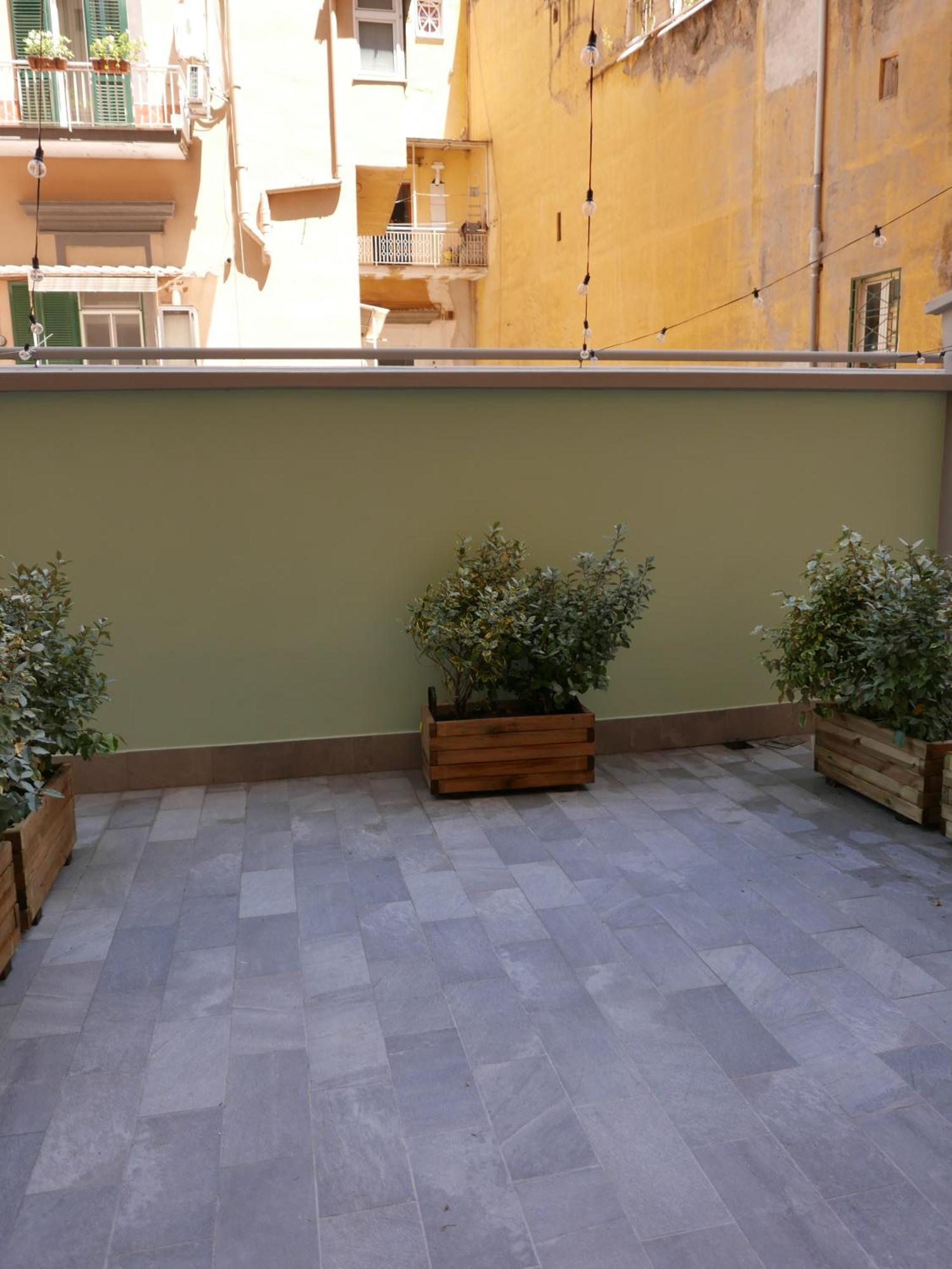 Re Lazzarone Suite Naples Luaran gambar