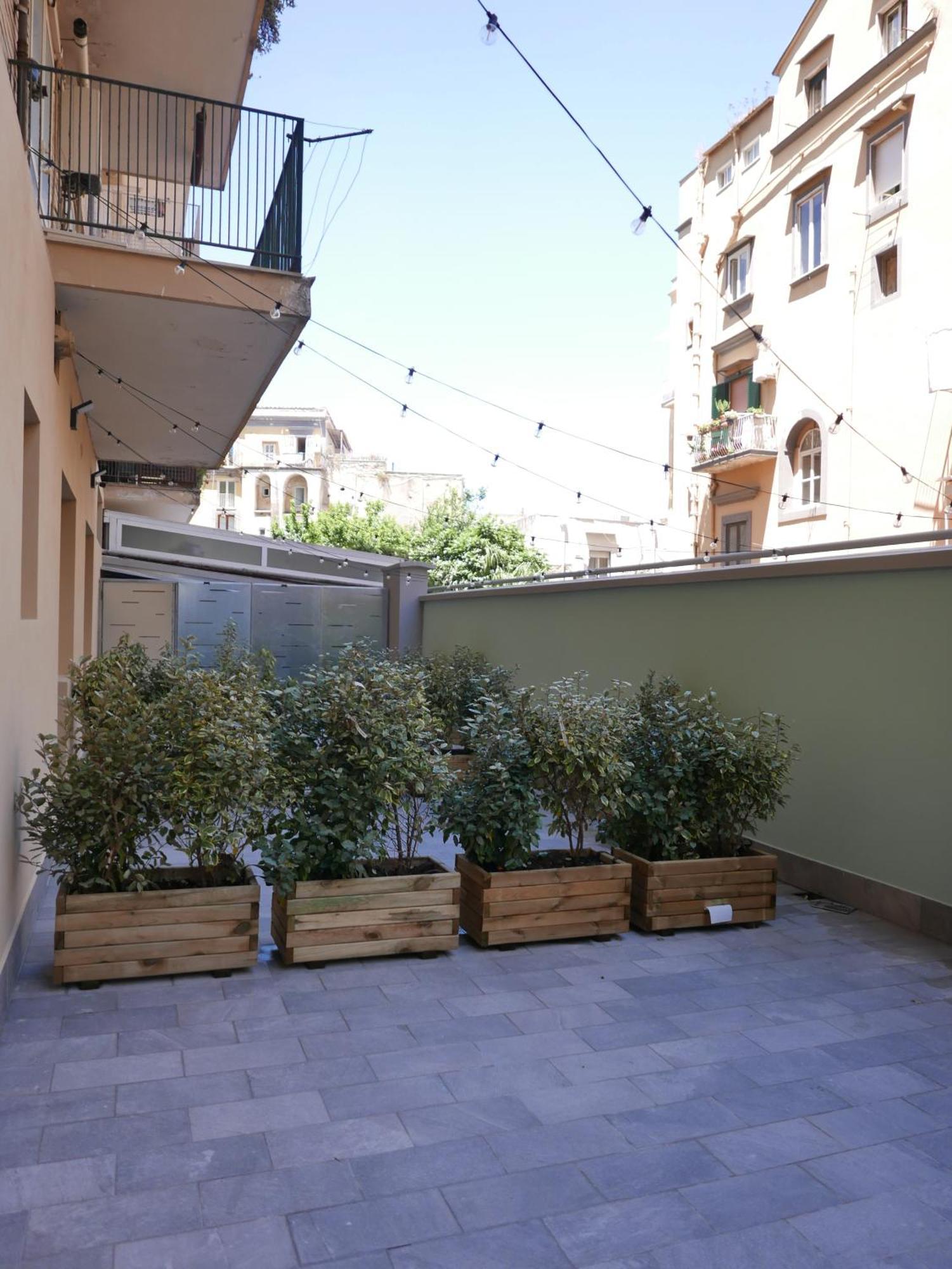 Re Lazzarone Suite Naples Luaran gambar