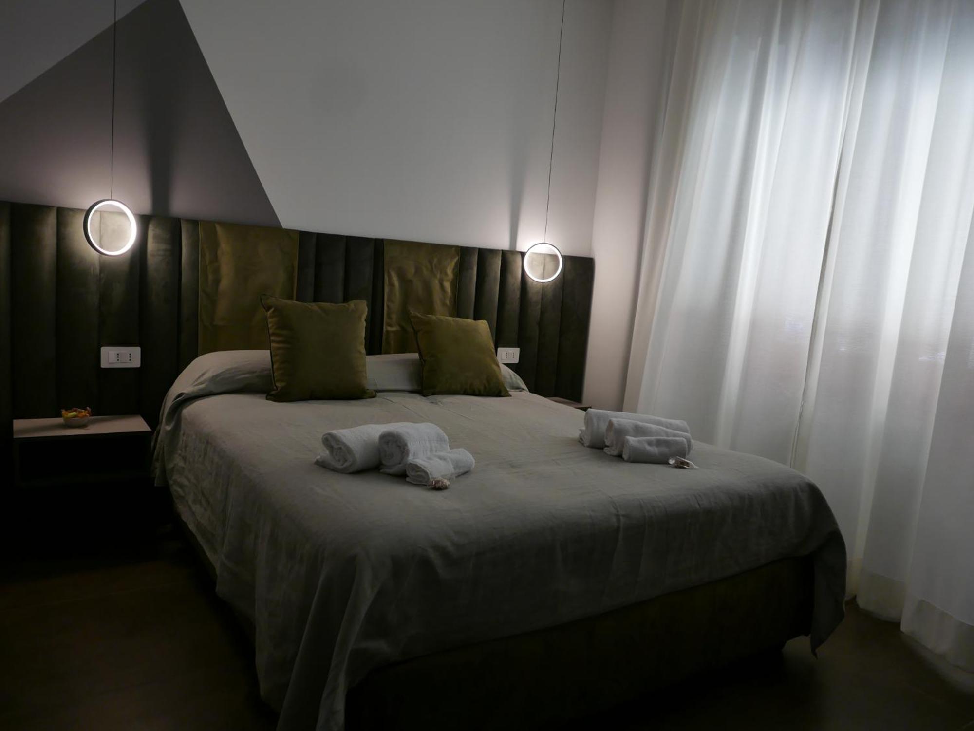 Re Lazzarone Suite Naples Luaran gambar