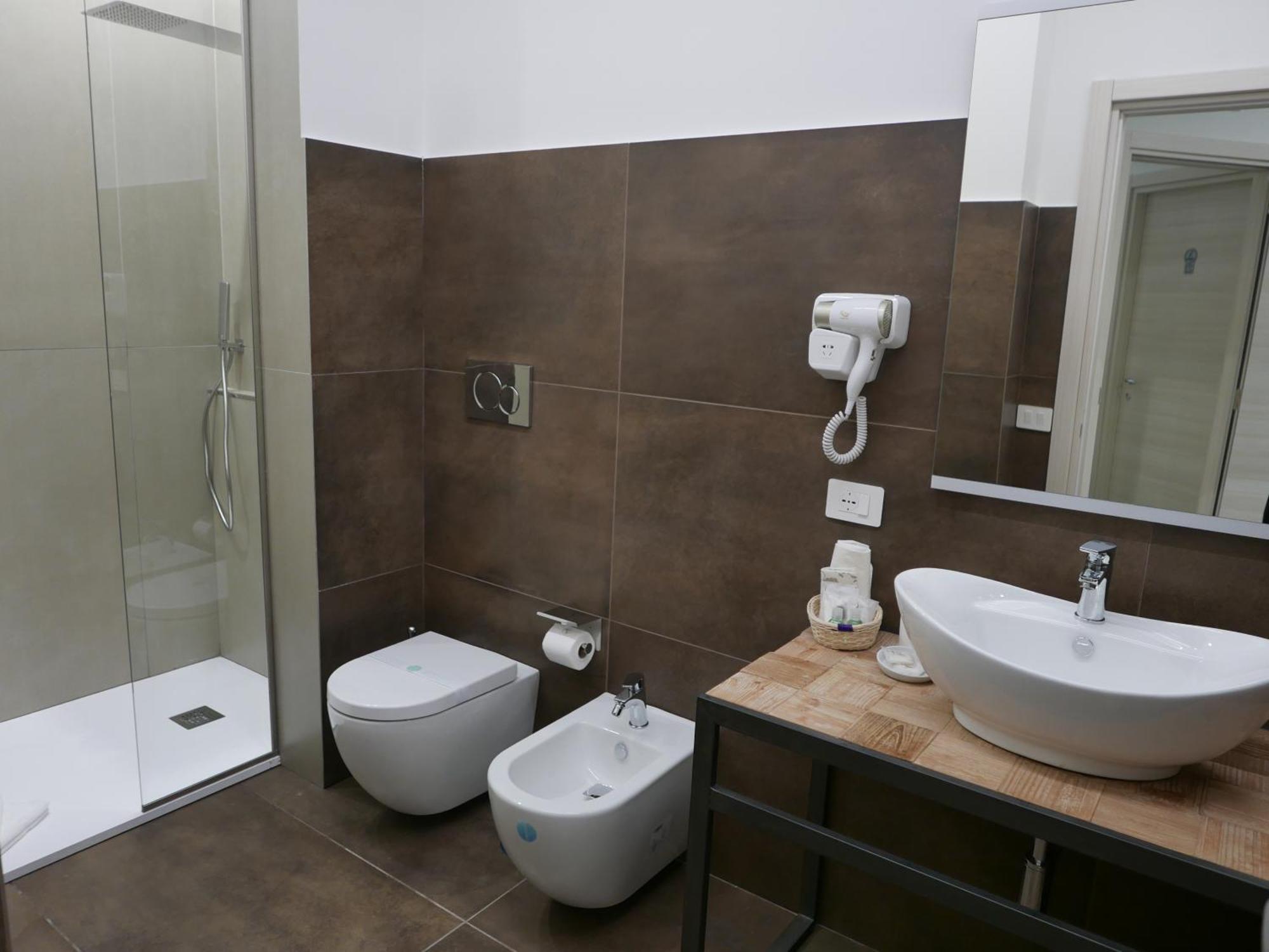 Re Lazzarone Suite Naples Luaran gambar